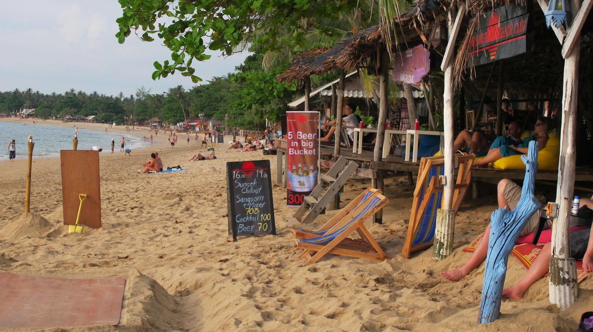 Isara Lanta Beach Resort Ko Lanta Buitenkant foto